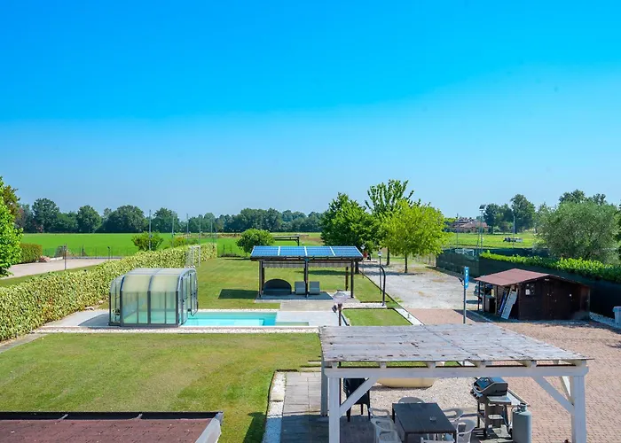 Balda House, Covered And Heated Pool Only For * Bolonia