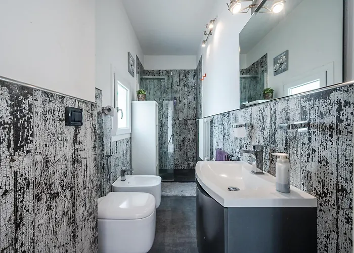 Balda House, Covered And Heated Pool Only For