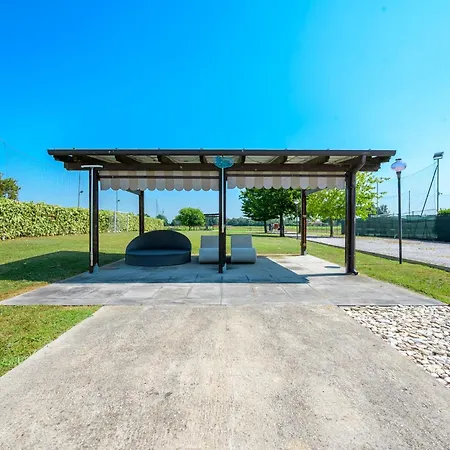 Ferienhaus Balda House, Covered And Heated Pool Only For