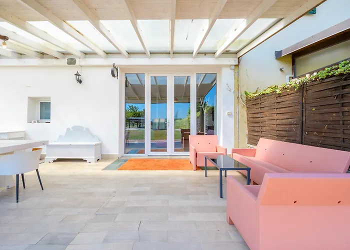 Balda House, Covered And Heated Pool Only For