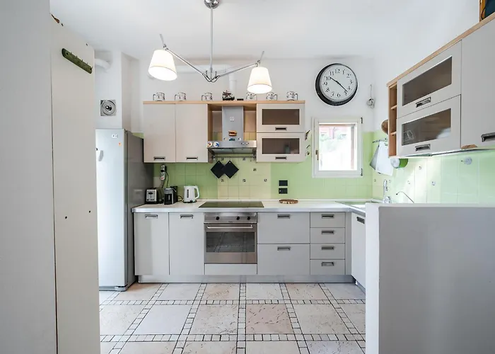 펜션 Balda House, Covered And Heated Pool Only For *