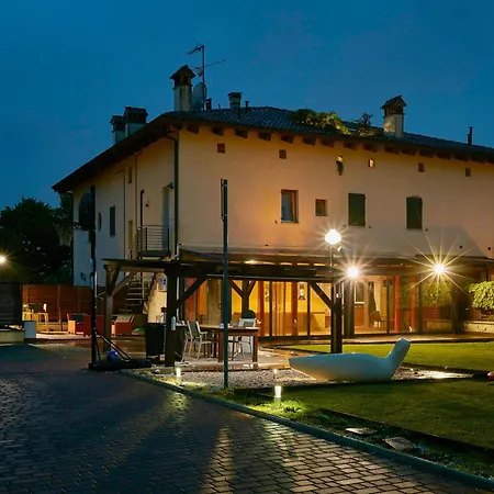 Balda House Whith Covered And Heated Pool Only For * Bologna