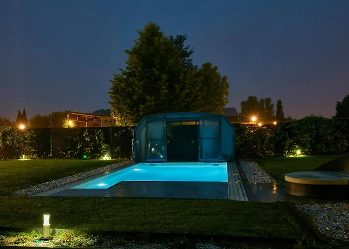 Balda House, Covered And Heated Pool Only For Dom wakacyjny Bolonia