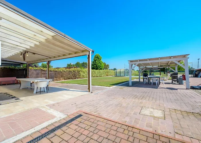 Balda House, Covered And Heated Pool Only For Bolonia